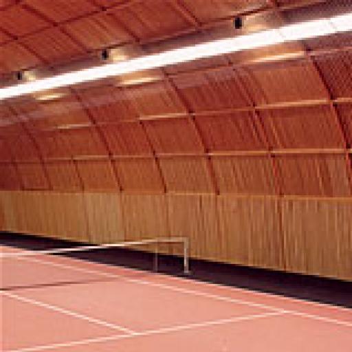 Indoor tenis