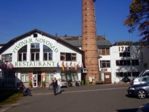 Harrachovska huta szkła – historyczny klejnot miasta, Kąpiele piwne Harrachov i Browar Harrachov.